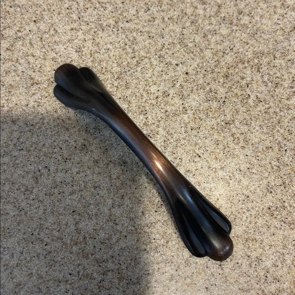 Set of Bronze Cabinet Handles - Picture 4 of 5